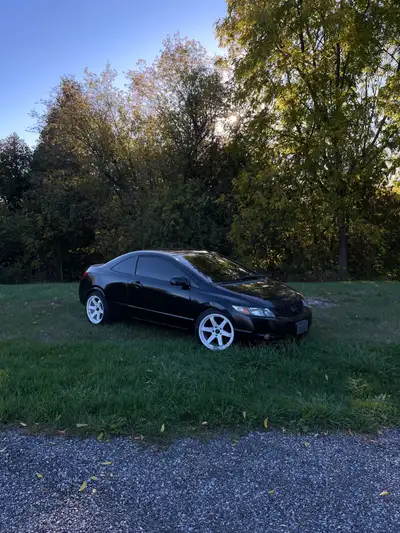 Hi I am selling my Avid wheels and tires. It is currently on winter tires I put on last november,($7...