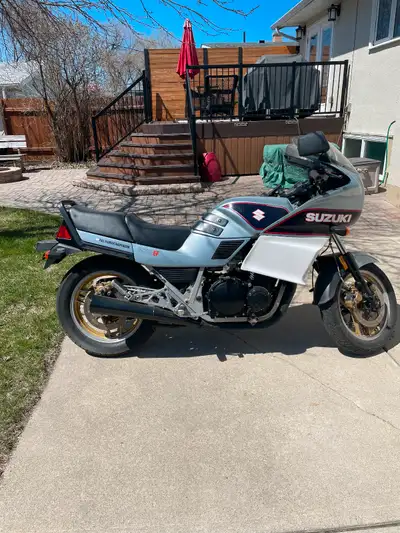 Starts and runs good , will need some maintenance but everything is there. $3000.00 OBO