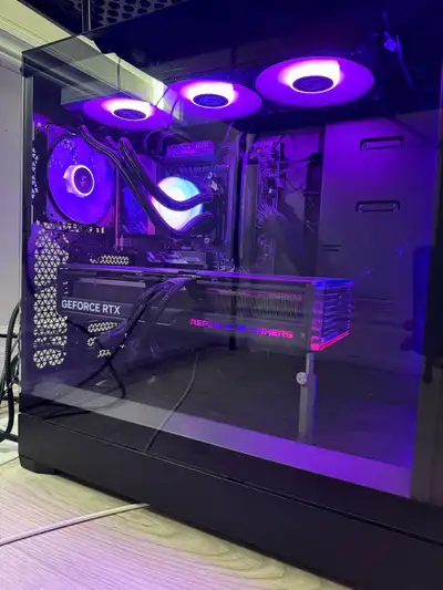 HIGH-END 4K GAMING PC | RTX 4090 + Ryzen 7 7800X3D Premium Build, View more