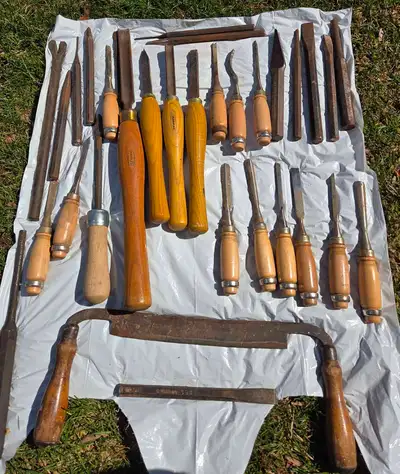Hand Tools: Collected lot of wood working tools. Longest 18", View more