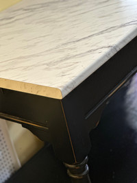 Kitchen island/ laminate top