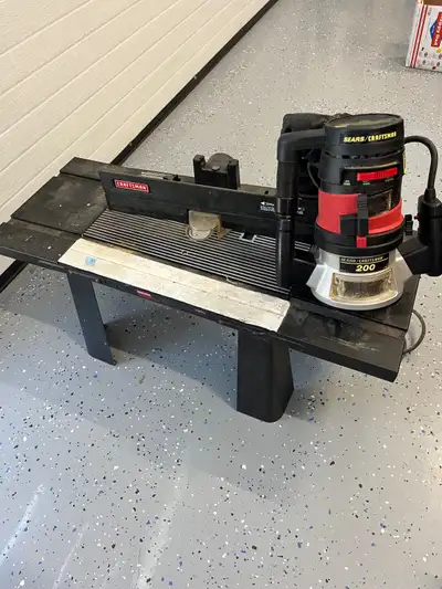 Craftsman Router and table 