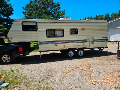 Selling 5th wheel camper as is. Roof does leak in one corner. Hauls great. We have only used trailer...