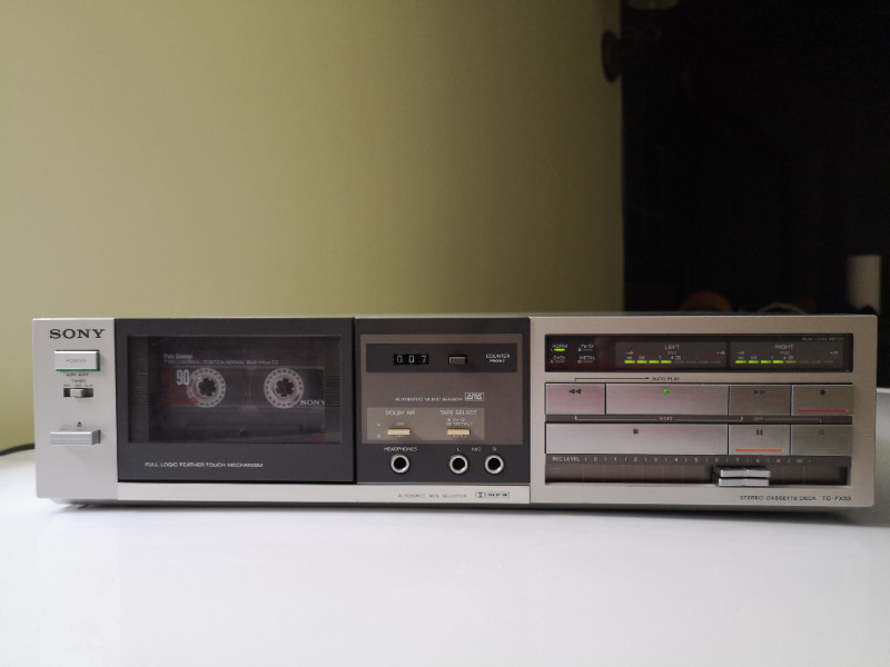 SONY TC FX 33-Stereo cassette tape deck-mint. for sale  
