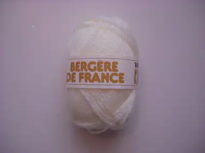 9 balles de laine Bergère de France 100% acrylique (3,33$/un.), View more
