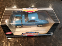 1:18 Diecast ERTL 1970 Ford Mustang Boss 302 Shaker Hood Blue