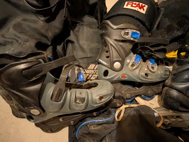Youth Hockey Gear in Hockey in Markham / York Region - Image 3