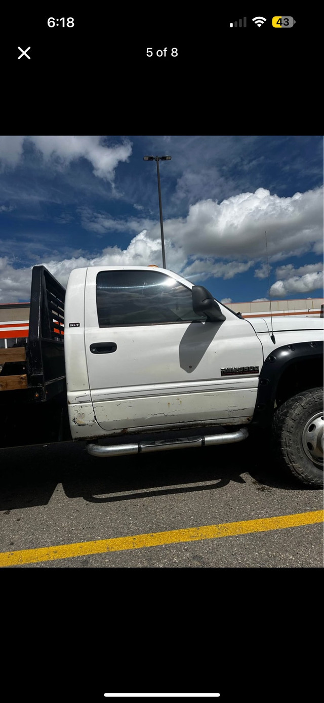 2001 dodge ram 3500 6 spd  in Cars & Trucks in Calgary - Image 3