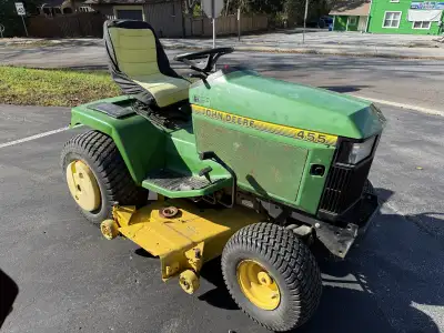 JOHN DEERE 445 RIDING LAWN MOWER, View more