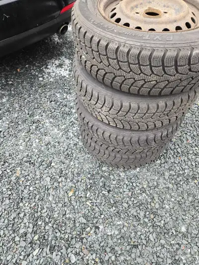 4 winter claw tires on rims 5x114.3 that were on a civic. Will fit 2006-2014 civic and other 5x114.3...