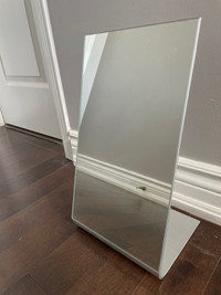 Clean Mirror