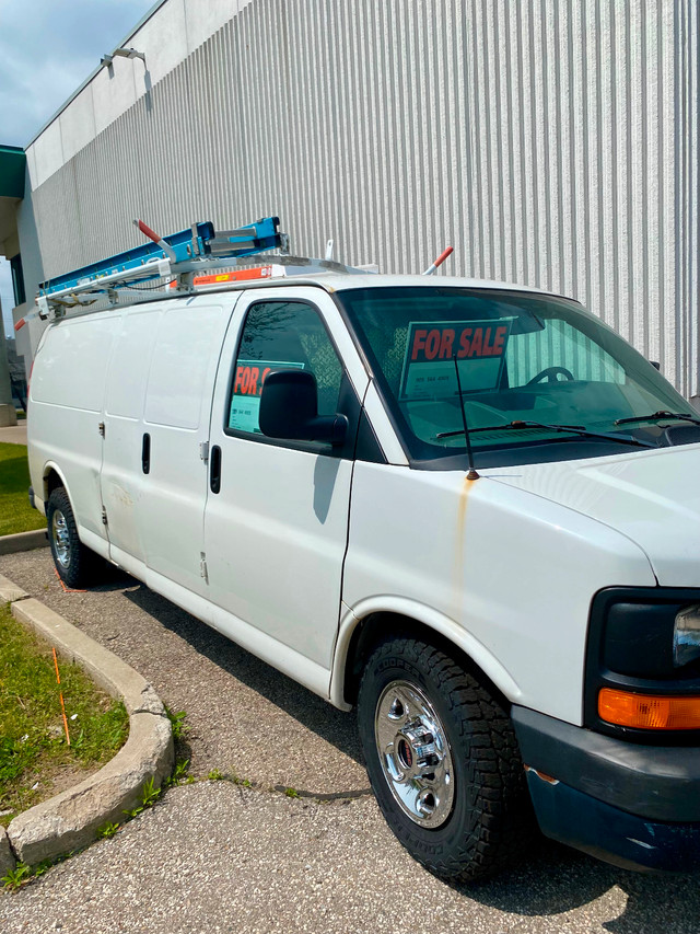 2013 GMC Savana 2500 Cargo in Cars & Trucks in Mississauga / Peel Region - Image 4