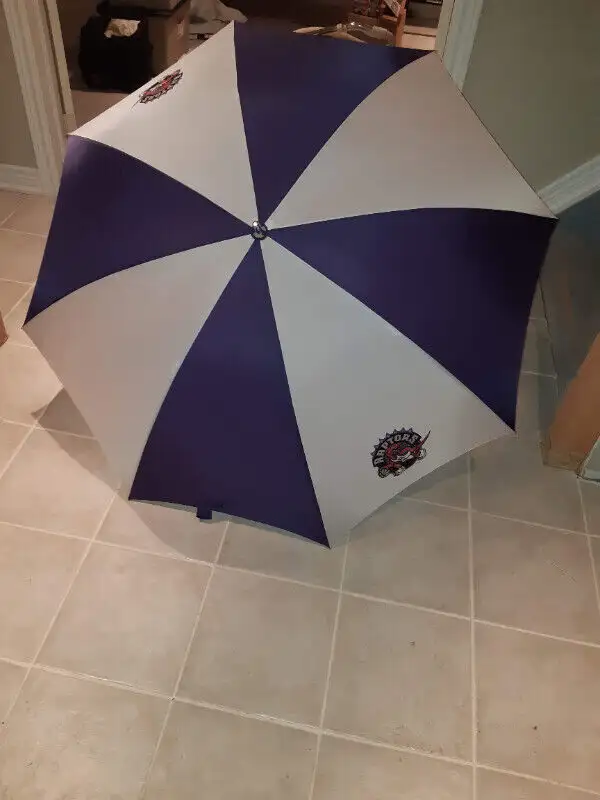 Golf Umbrella in Golf in Mississauga / Peel Region - Image 2