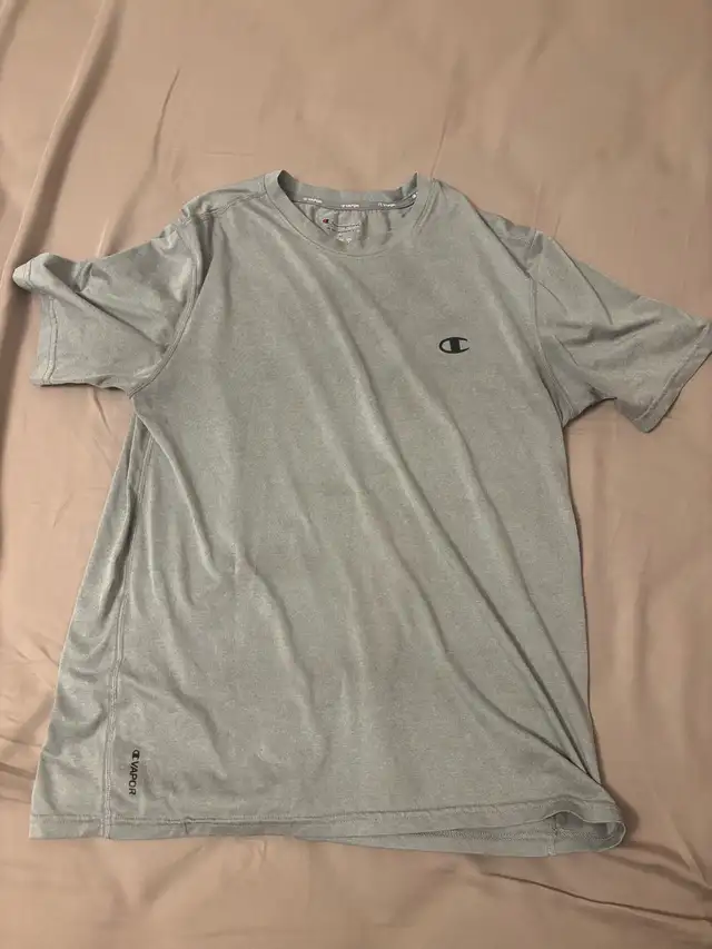 T-Shirt Clear-Out Sale  in Men's in Oakville / Halton Region - Image 5