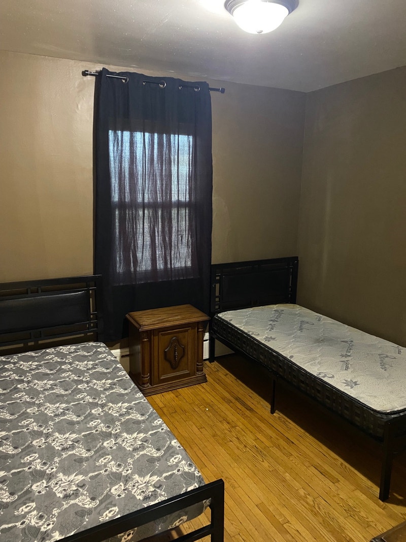 Room for rent Room Rentals & Roommates City of Toronto Kijiji