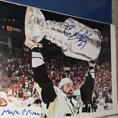 Craig Adams signed 8x10 photo Penguins Hockey /Photo 8x10 signée, View more