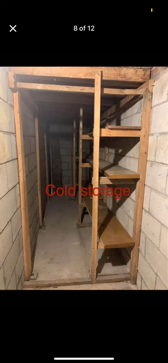 One spacious private room with washroom for rent63284922538243124