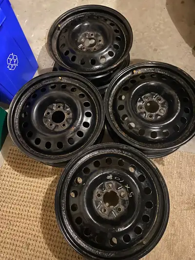 RSSW 18 rims no bend very good condition. 18 inch 6.5 wide pcd bolt pattern 5-115 offset Et 40 centr...