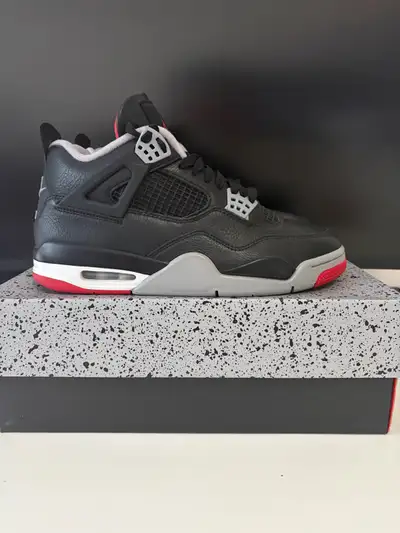 Jordan retro 4 Bred, View more