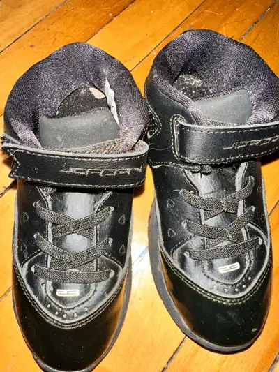Nike Air Jordan B' Loyal Triple Black and white metalic, View more