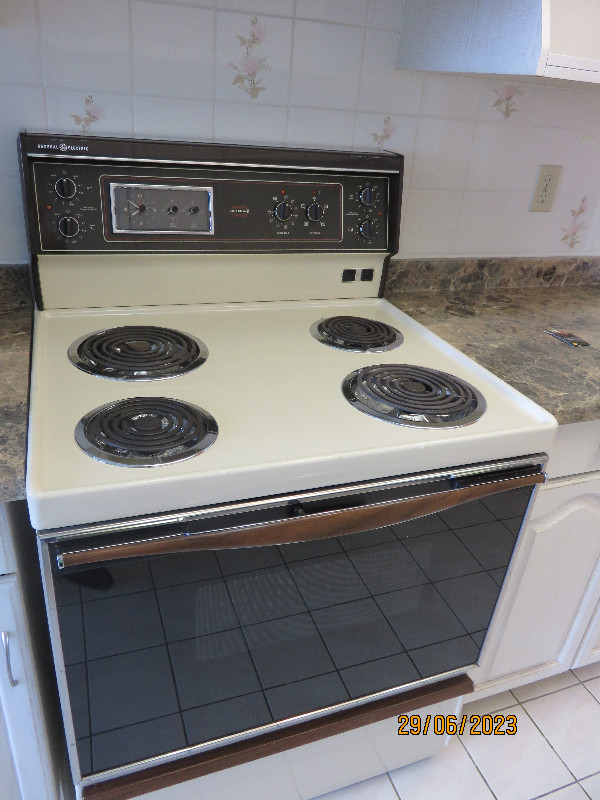 In very good conditiond Kitchen Appliances Stoves, Ovens & Ranges