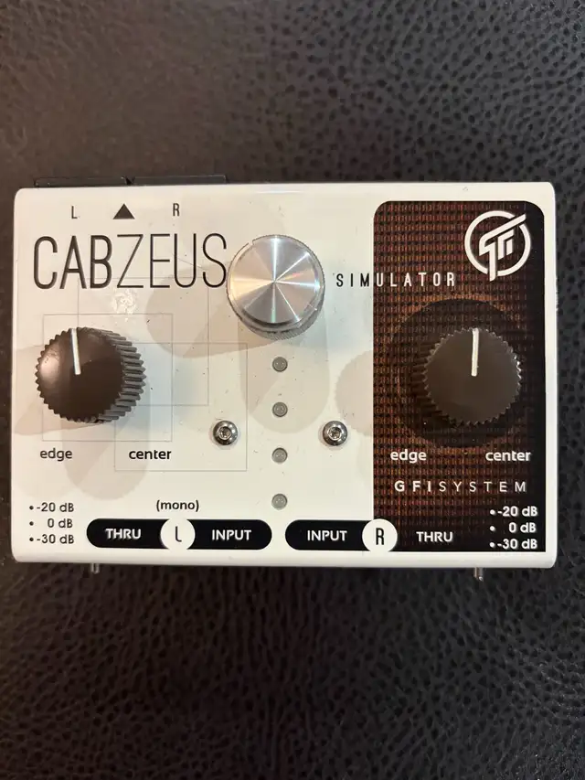 UAFX ASTRA modulation pedal. 