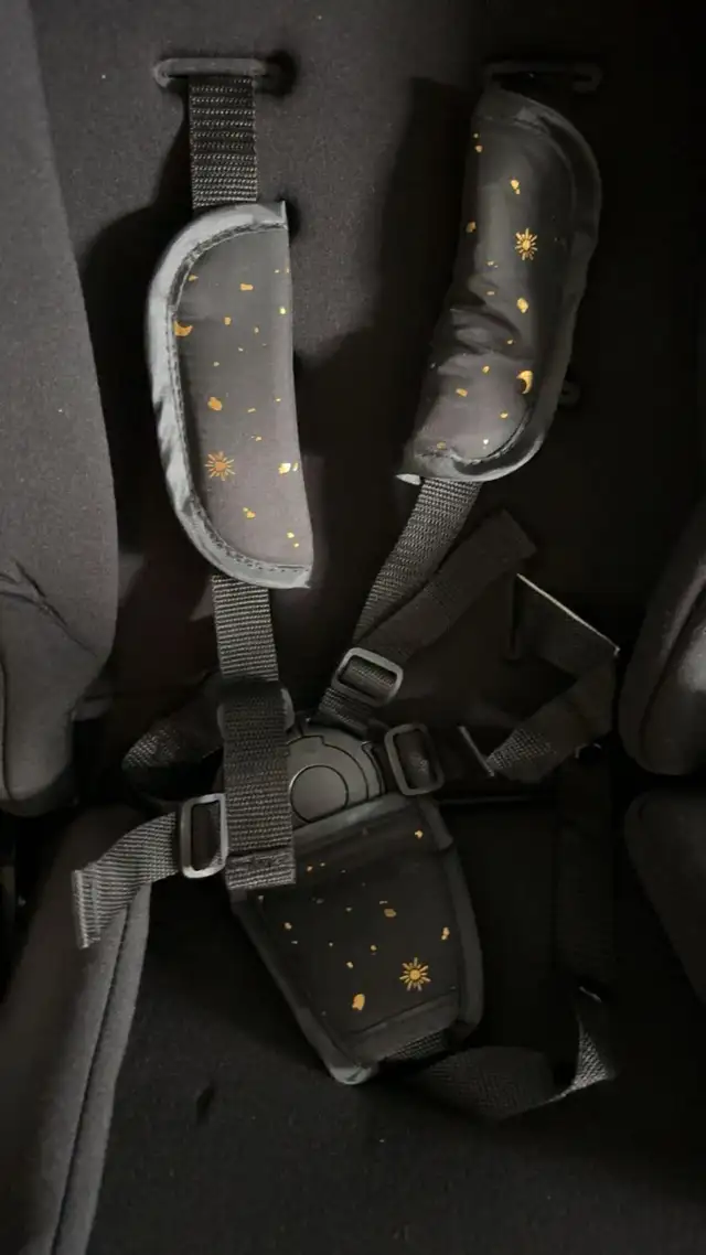 Baby stroller  in Strollers, Carriers & Car Seats in City of Toronto - Image 5