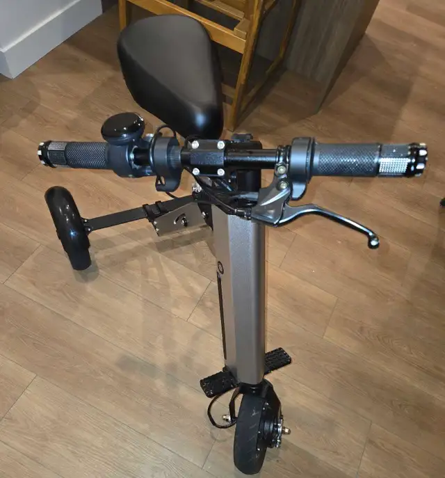 Topmate ES35 Scooter in eBike in Saint-Hyacinthe - Image 4