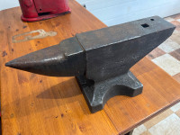 MINTY CONDITION 70LB VULCAN NO. 7 ANVIL - BLACKSMITH ANTIQUE