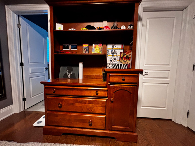 Bedroom furniture  in Multi-item in Mississauga / Peel Region - Image 3