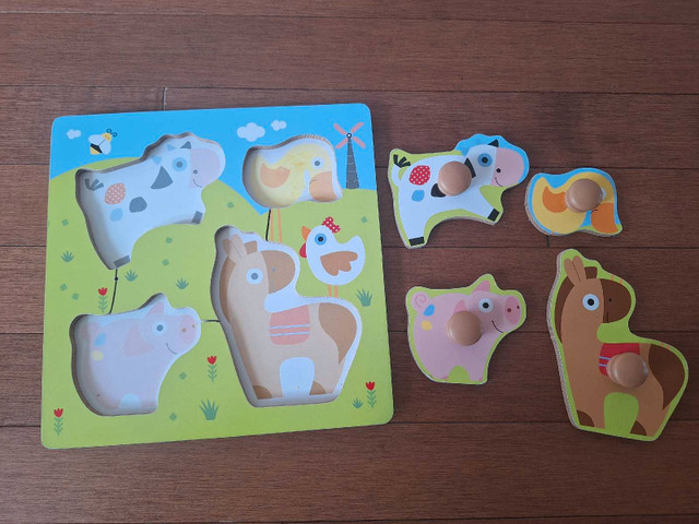 4 Wooden Puzzles in Toys in Edmonton - Image 3