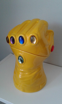 BRAND NEW Infinity Gauntlet Cookie Jar (Avengers)