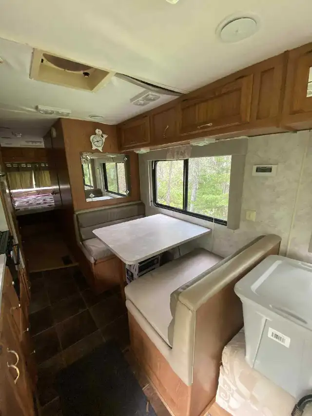 1995 Holiday Rambler Motorhome in RVs & Motorhomes in Charlottetown - Image 5