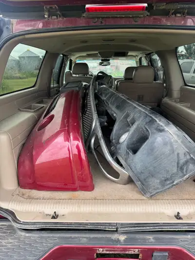 Front bumper, interior, doors for 2005 Yukon Denali