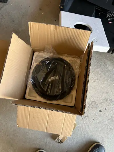 Never installed or played sundown audio sld 10 dual 4 ohm subwoofers, they won’t fit in my truck.