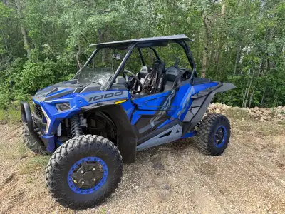 2021 Polaris RZR XP 1000 Trails & Rocks Edition 3,050 KM | EPS, Winch, Walker Evans Suspension, Ster...