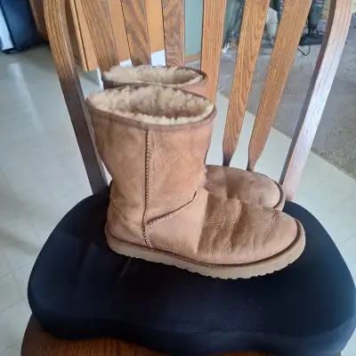 LADIES SIZE 10 UGG BOOTS, View more