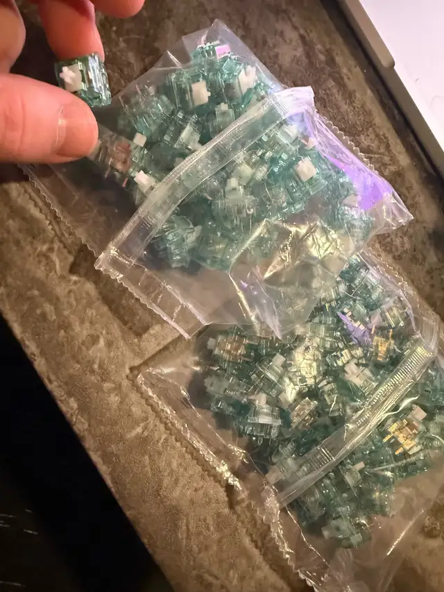 70x Shrimp Silent Tactile T1 Switches in Mice, Keyboards & Webcams in Cambridge - Image 3