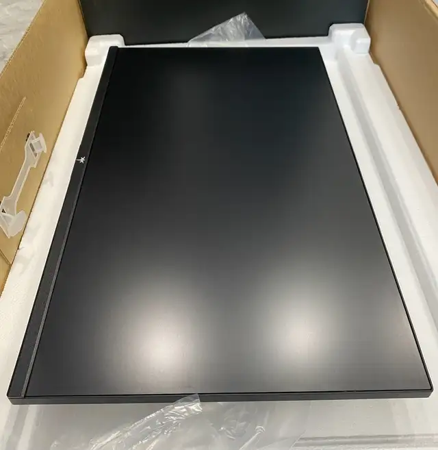 Monitor 24" 2K in General Electronics in Belleville - Image 3