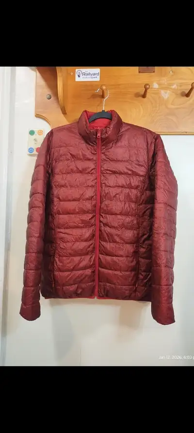 Women's Lightweight Puffer Jacket!  Size Large, View more