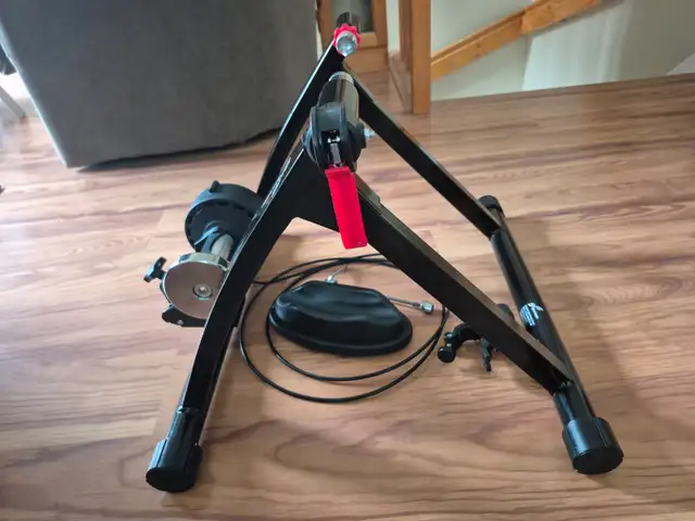 Sportneer Magnetic Bike Trainer in Road in Ottawa - Image 3