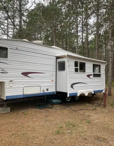 Nice Trailer inside. I've enjoyed this trailer very much but must sell..Looking for a smaller traile...