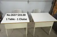 Table et chaise de travail