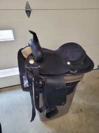 Wintec New Generation Close Contact Western Saddle and Pad