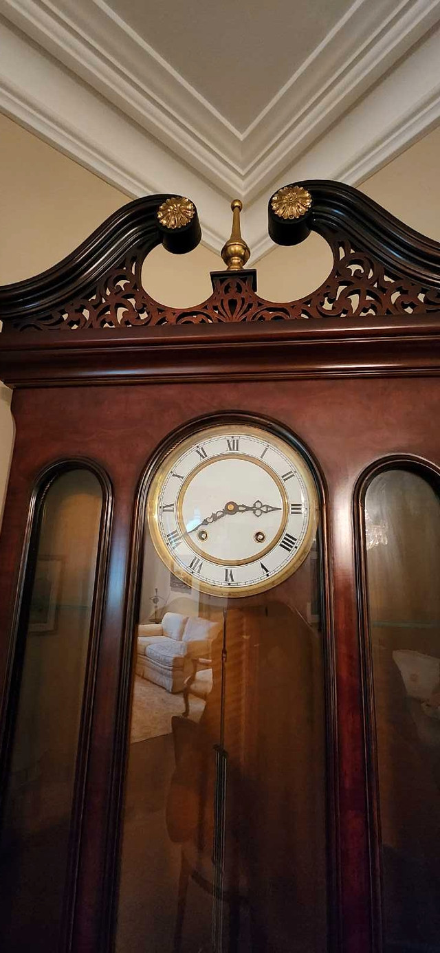 Grandfather clock in Arts & Collectibles in Markham / York Region - Image 3