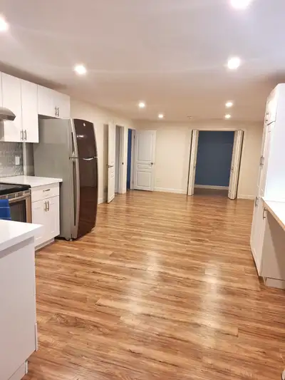 SOUTH GUELPH...2 BEDROOM + DEN