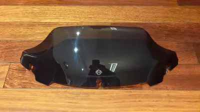 Original equipment with part number 57400205. In very good condition, no scratches. I replaced it wi...