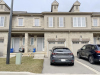3 bedroom 2.5 bath townhouse in ancaster meadowland for rent