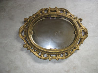 Miroir antique en platre