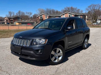 CLEAN 2012 JEEP COMPASS NORTH EDITION 5-SPD MANUAL SUV!
